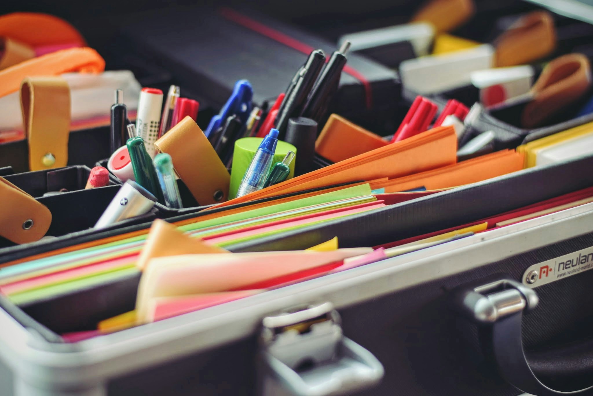 The Essential Guide to Office Supplies: What You Need for a Productive Workspace